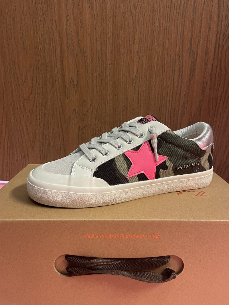 Dorit Camo Sneaker