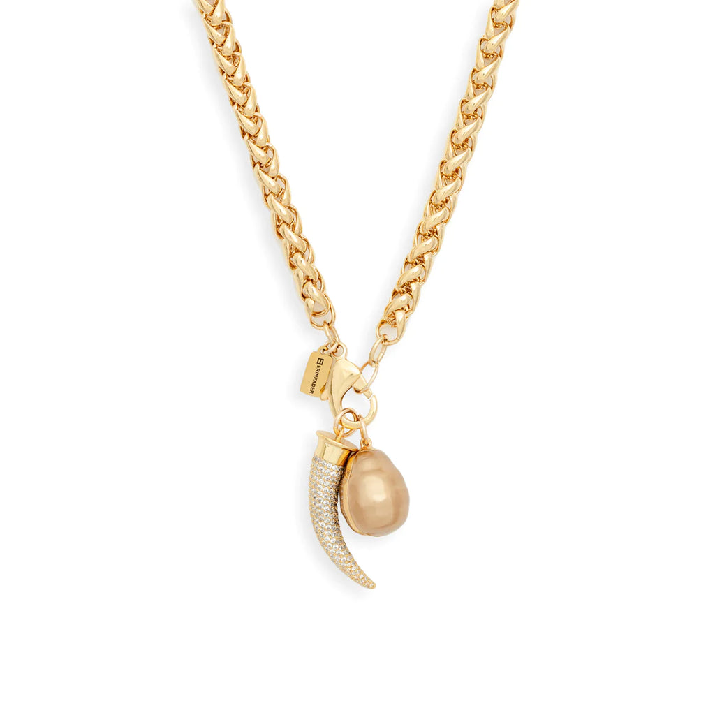What A Pearl Wants Necklace