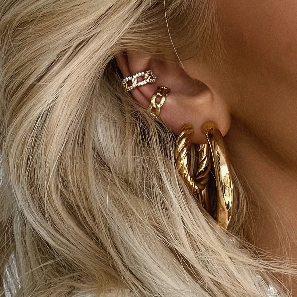 The Essential Hoops