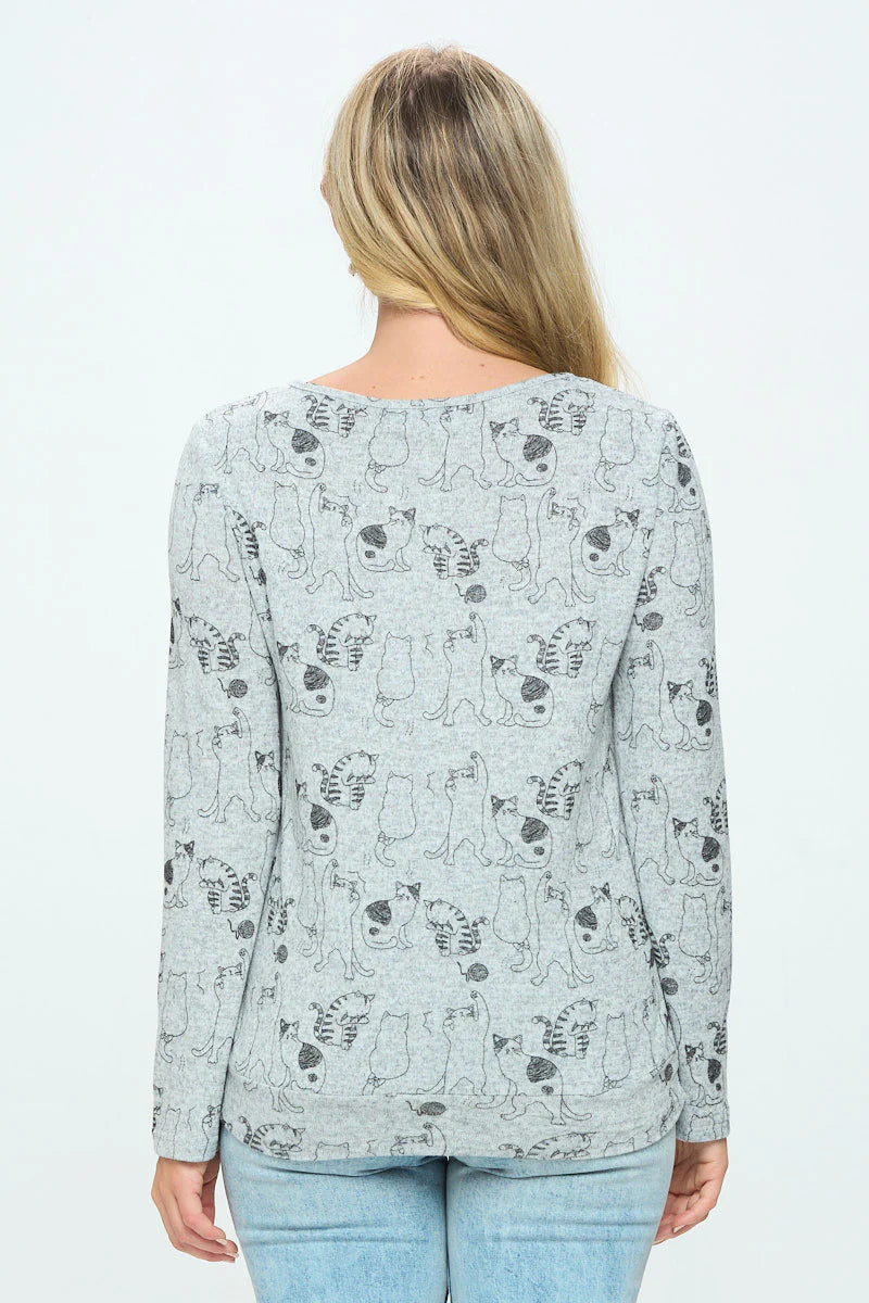 Cat all over Pullover