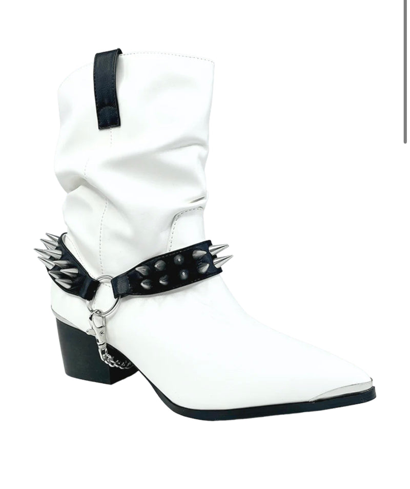 Death Proof Spike Boot
