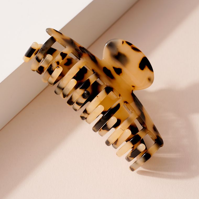 Tortoise Hair Claw