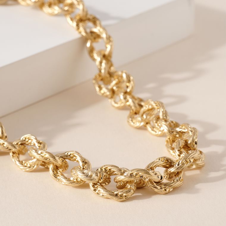 Textured Chunky Chain Necklace