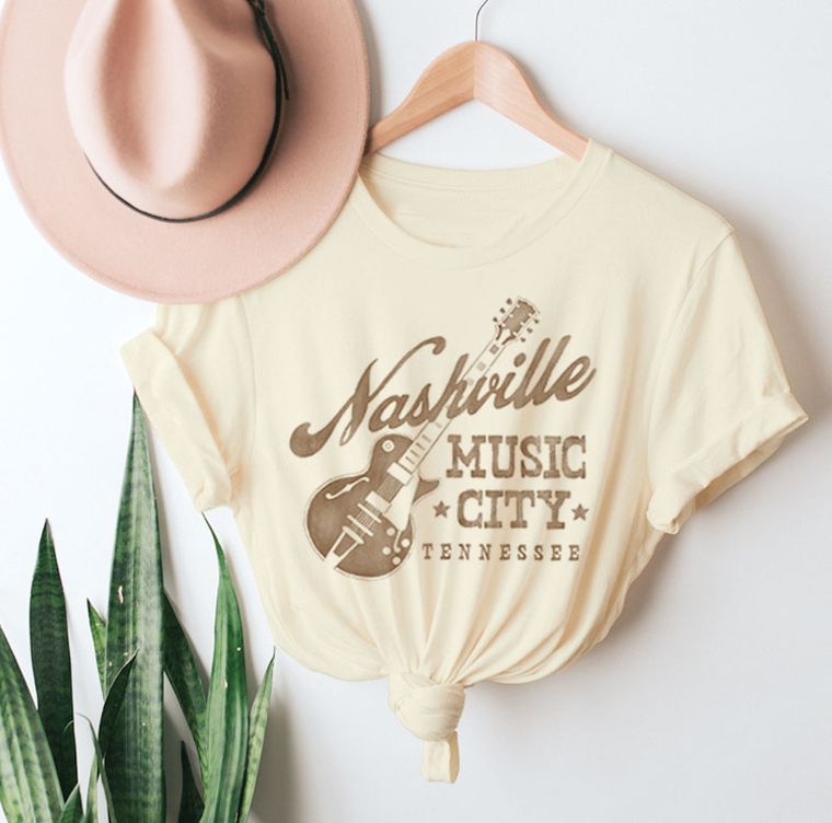 NASHVILLE MUSIC CITY GRAPHIC TOP