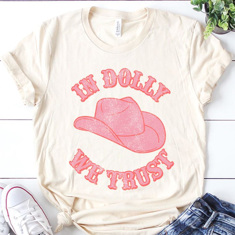 Retro In Dolly We Trust Hat Graphic Tee