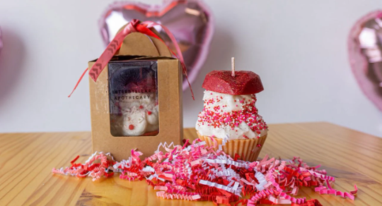 Love Cupcake Candle Cherry Scent